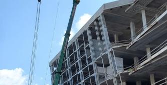 Демонтаж баштового крану краном Liebherr LTM1300